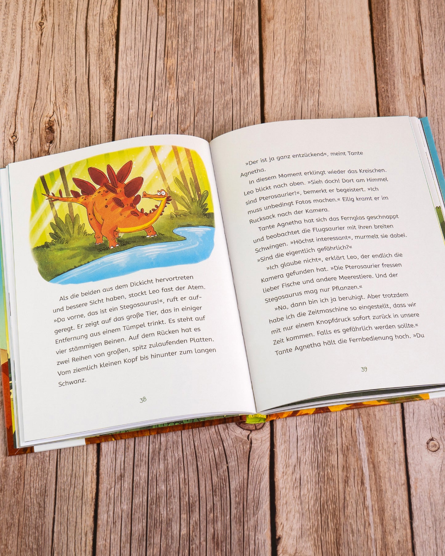 Leos wilde Abenteuer – Dino-Alarm