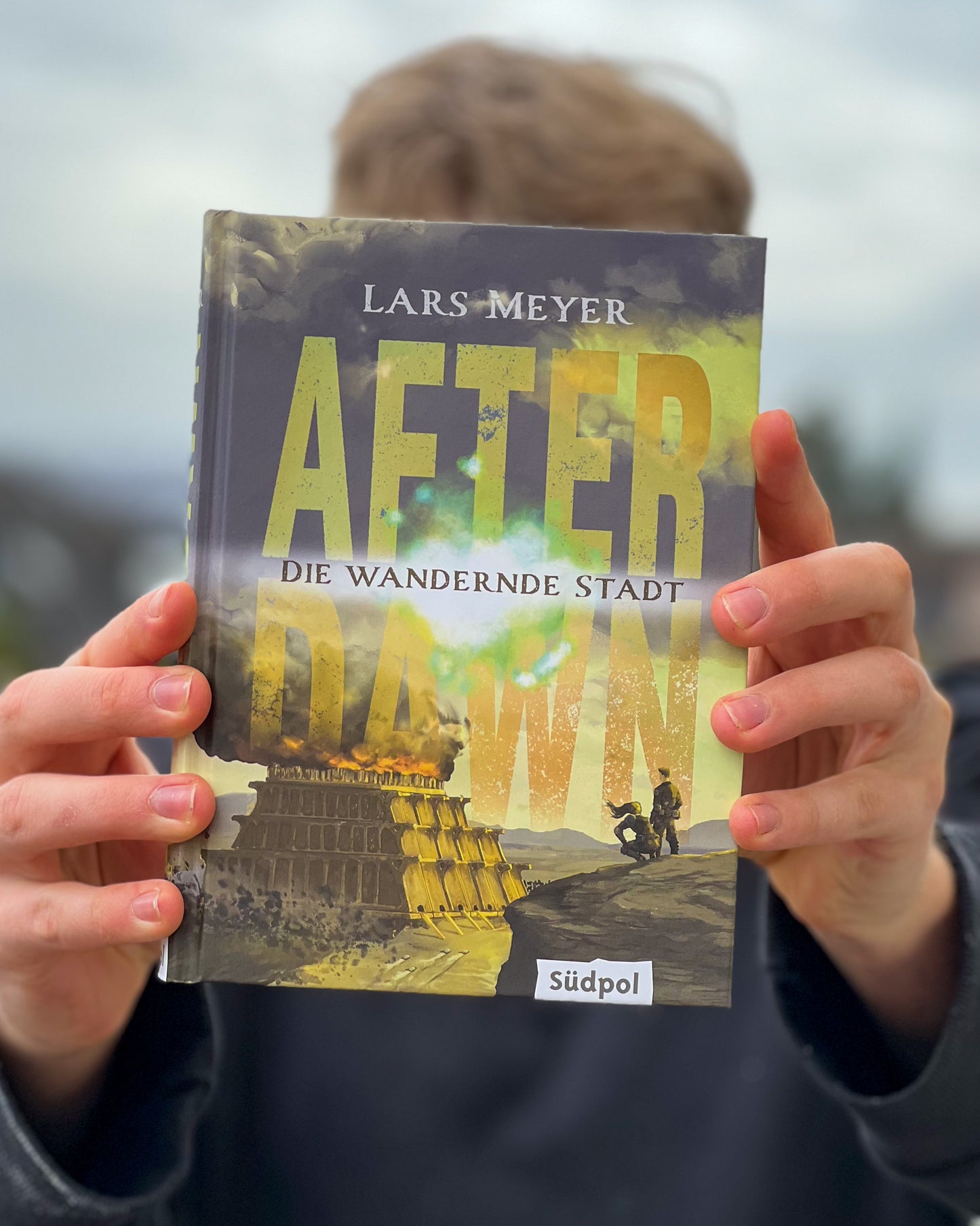 After Dawn – Die wandernde Stadt